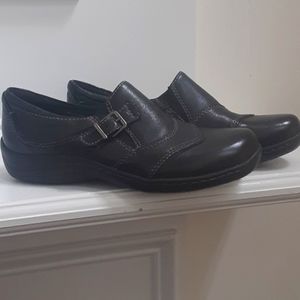 Earth Dogwood Black Leather slip on Casual shoe